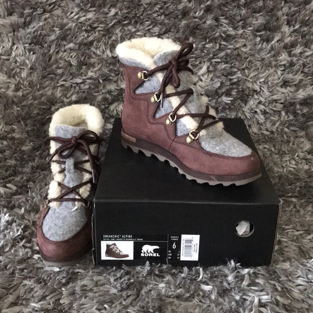 Sneakchic alpine sorel bootie